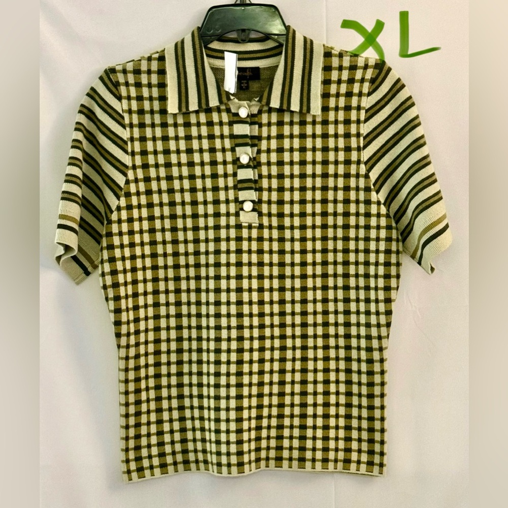 Stylish Plaid Top with Green and Cream Designs